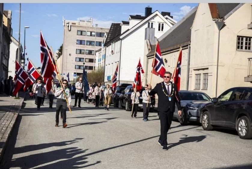 Koselig Leilighet I Narvik Sentrum 5 Soveplasser Gratis Parkering Og Gratis Internett المظهر الخارجي الصورة