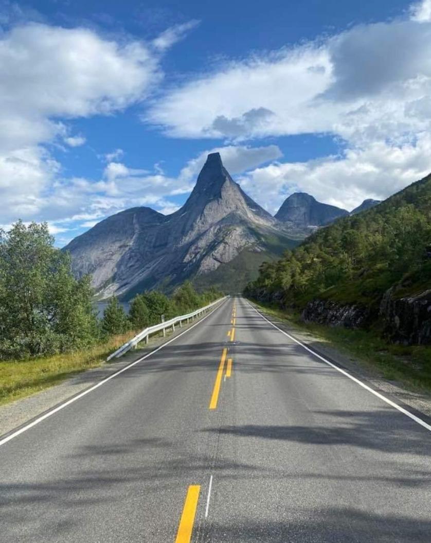Koselig Leilighet I Narvik Sentrum 5 Soveplasser Gratis Parkering Og Gratis Internett المظهر الخارجي الصورة